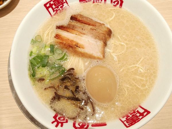 「玉子白丸＋白ごはん」@博多一風堂 浅草橋本舗の写真