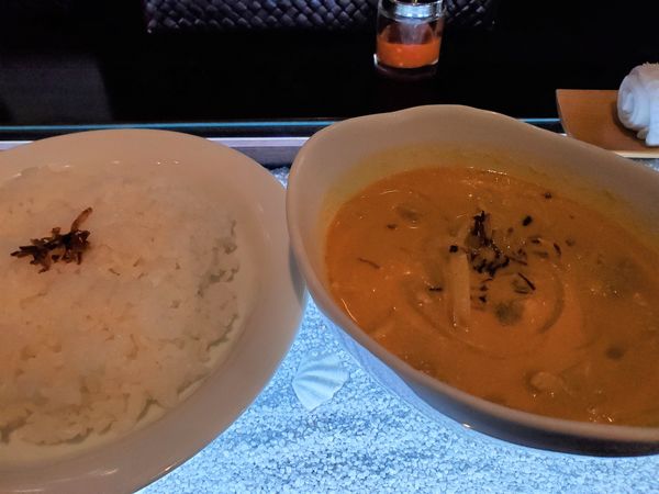 「グレイ アヤム＋ナシ プティ」@PRIBADIの写真