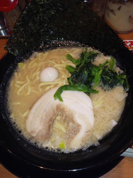 「ラーメン(醤油)」@横浜家系ラーメン 誉家の写真