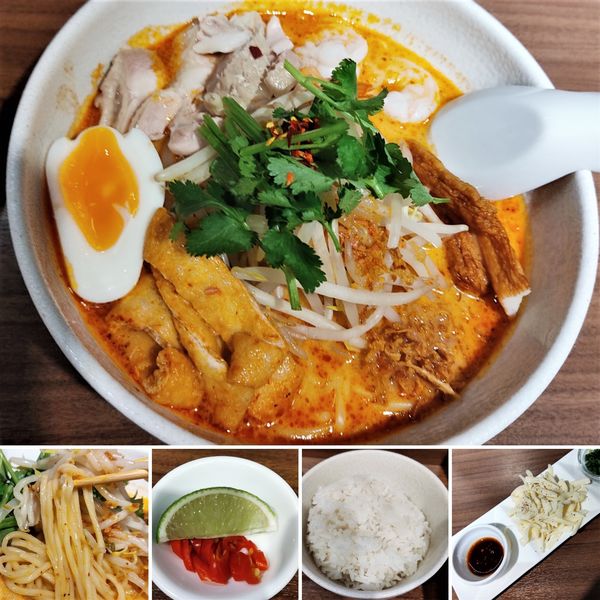 「ラクサ(海老カレーラーメン)＋〆セット＝1300円」@Little Asiaの写真