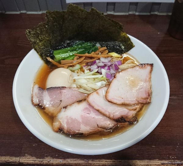 「特製 煮干し中華」@らーめんぶたまろの写真