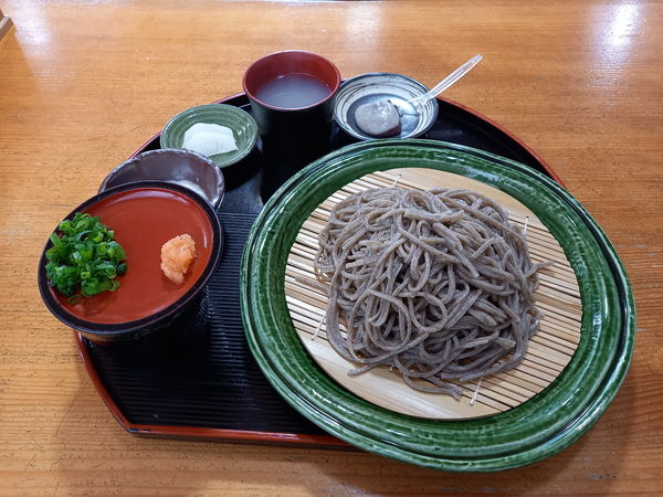「ざるそば（山芋付き）」@山県そばの写真