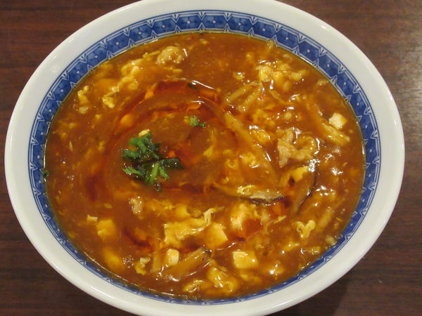 「酸辣湯麺（880円）」@香港料理 蘭 浜田山店の写真