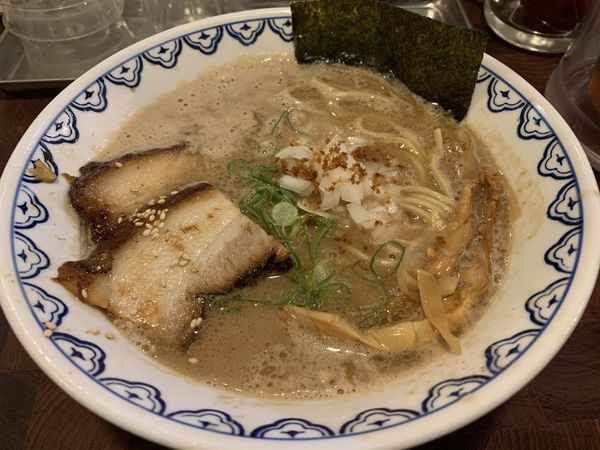 「らーめん (790円)」@麺や 庄のの写真