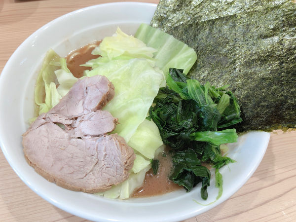 「キャベツ(並) のり＋味玉」@漢ラーメン 室の写真