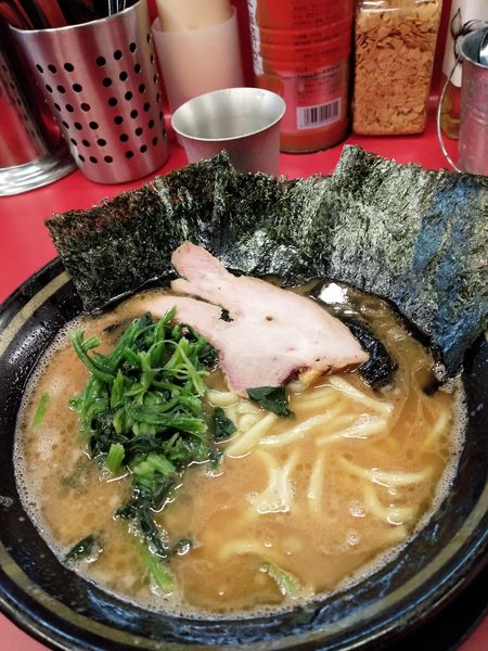 「ラーメン、半ライス」@柏 王道家の写真