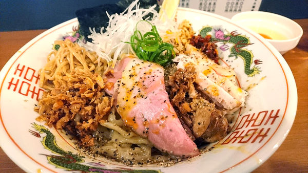 「【昼】まぜそば+名古屋コーチン生卵」@自家製手もみ麺 鈴ノ木の写真