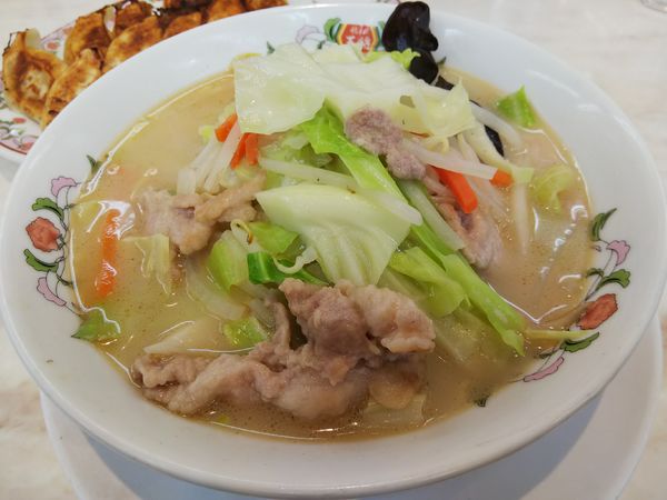 「【限定？】湯麺　タンメン　＋餃子２人前（１人前無料：㋚券）」@餃子の王将 アルピコプラザ松本店の写真