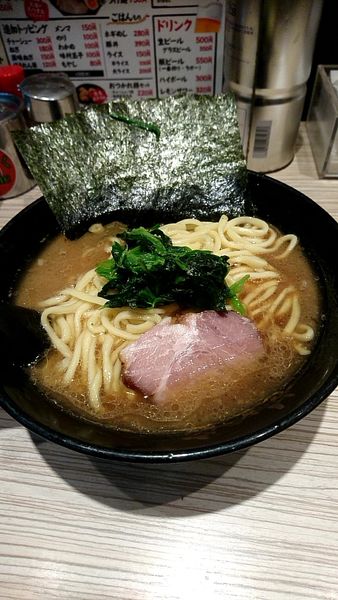 「ラーメン550円大盛150円濃いめ多め」@せい家 武蔵小山店の写真