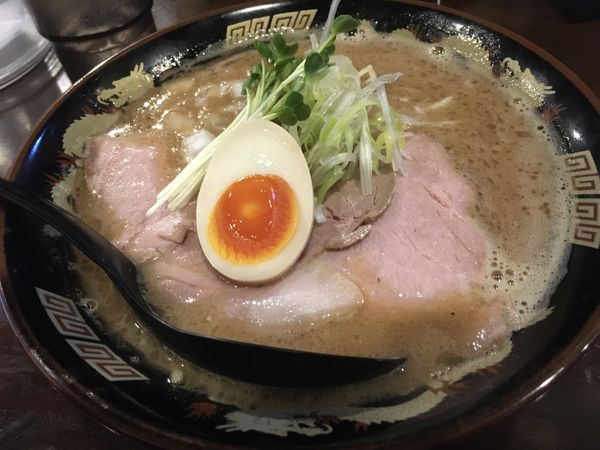 「魚豚骨ラーメン」@魚と豚と黒三兵の写真