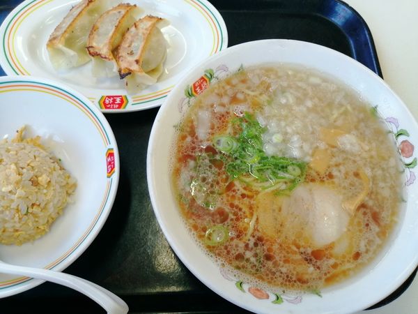 「背油ラーメン　セット」@餃子の王将 新潟近江店の写真