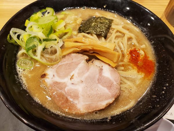 「ラーメン並」@舎鈴 横浜ポルタ店の写真