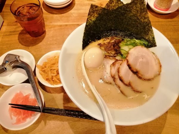 「白丸全部のせ」@博多一風堂 新潟店の写真