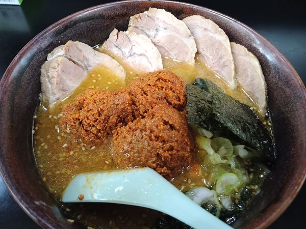 「味噌からし麺 大辛 チャーシュー」@大雄 永谷店の写真