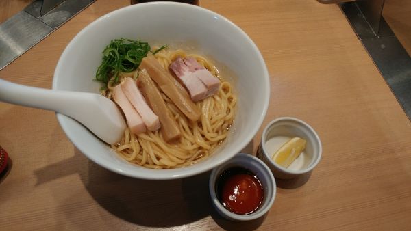 「まぜそば」@らぁ麺 はやし田 横浜店の写真