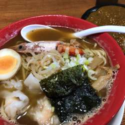 海老ワンタン麺800円セットキーマカレー200円