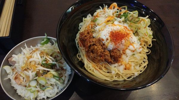 「広島風汁なし担々麺+ねぎまみれチャーシュー丼」@自家製麺 KANARIの写真