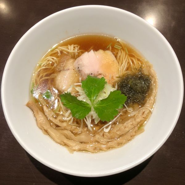 「【限定】旨味の六重奏 醤油 ￥850」@中華そば 輝羅の写真