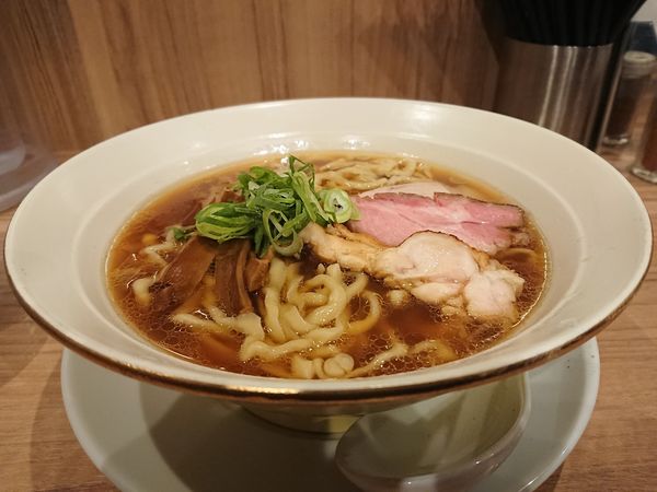 「醤油＋手揉み麺変更」@麺処 ほん田 秋葉原本店の写真
