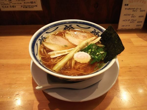 「醤油ラーメン」@ラーメン モモジロウショウテンの写真