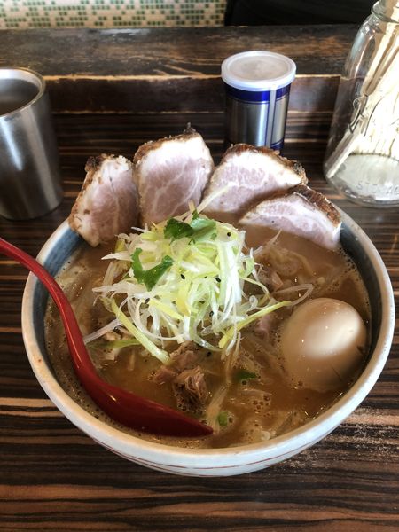 「海の味噌味玉焼豚そば（麺大盛）」@中華そば 螢の写真