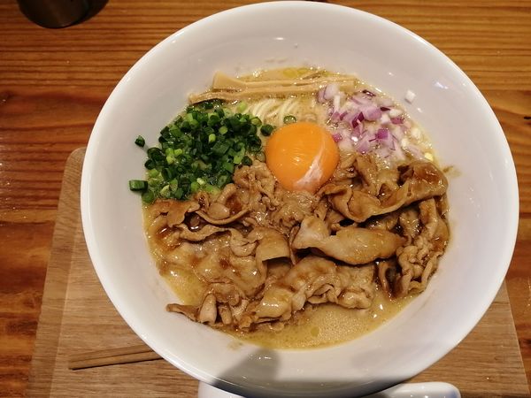 「徳島らぁめん＋チャーシューマシ」@土鍋ごはんと徳島らぁめん まんなかにきみがいるの写真