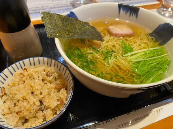 「支那そば」@饂飩すずらんの写真