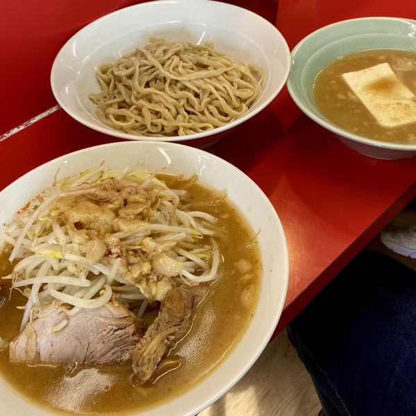 「中つけ麺（豆腐ハーフ＆ハーフ）ヤサイマシ・アブラ普通・カラメ」@立川マシマシ 古河125号店の写真