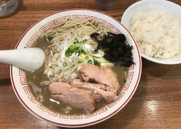 「濃厚煮干そば　半ライス」@煮干中華そば専門 煮干丸の写真