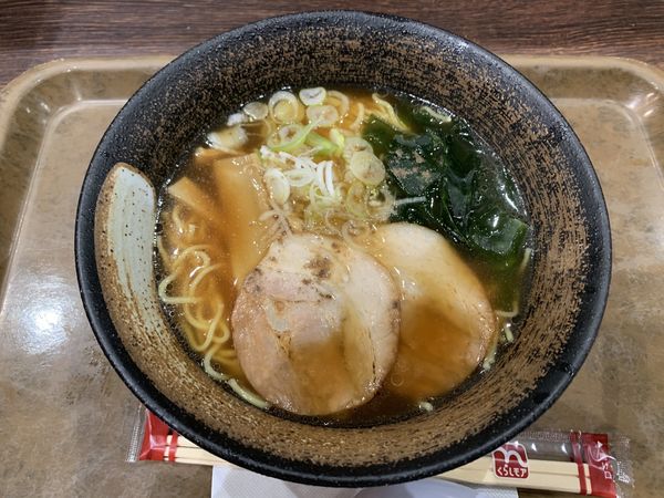 「醤油ラーメン 550円」@めん家 那覇メインプレイス店の写真