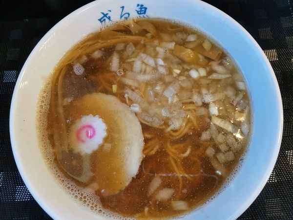 「中華そば」@煮干し中華そば 成る魚の写真