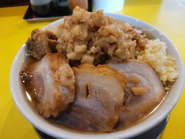 「ラーメン(中)」@ラーメン ヒカリの写真