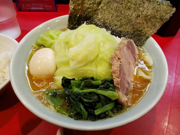 「特製ラーメン　コイメ！オオメ！」@横浜家系ラーメン 志田家 蒲田店の写真