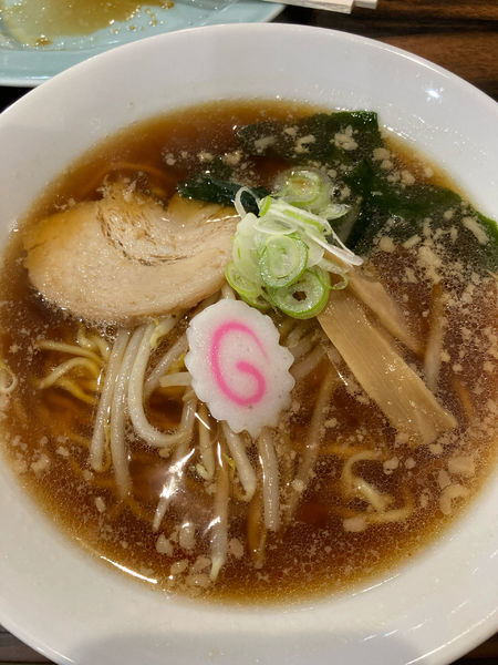 「醤油ラーメン　餃子　グラスビール中」@ドライブイン福屋の写真