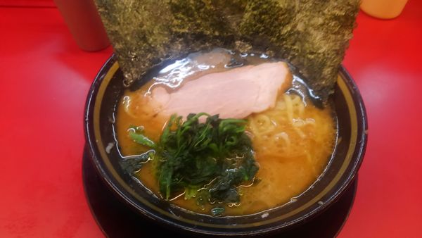 「ラーメン、ビール」@柏 王道家の写真