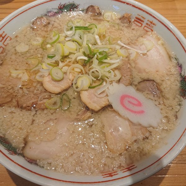 「まったりチャーシューめん950円」@らーめんまったりの写真
