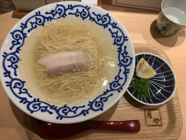 「豚そば800円」@豚そば 月や 東京の写真