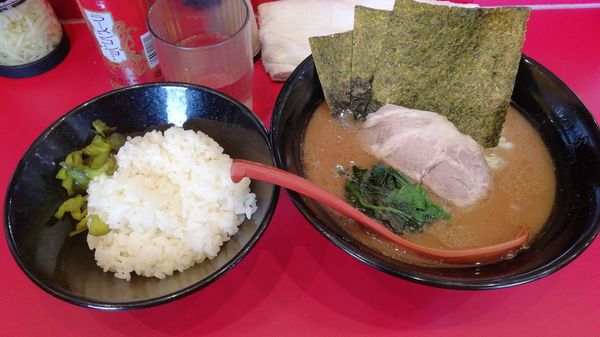 「ラーメン並　¥600」@横浜らーめん 龍馬の写真