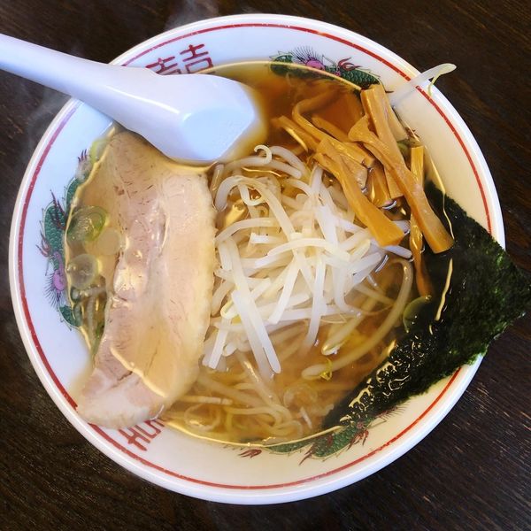 「昭和系醤油らぁめん」@らぁめん 鶏支那屋の写真