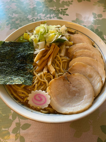 「中華そば（大盛）半肉盛り」@次念序の写真