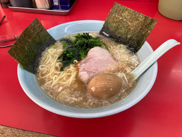 「ラーメン＋味玉」@ラーメンショップ椿 河内店の写真