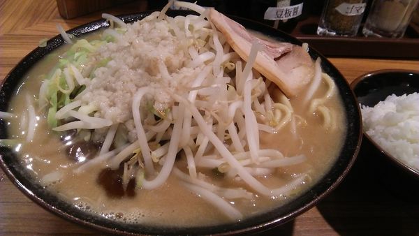 「味噌壱郎 890円」@横浜家系ラーメン 壱角家 市川南口店の写真
