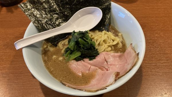 「期間限定 豚骨煮干し醤油らーめん」@麺処 みな家の写真