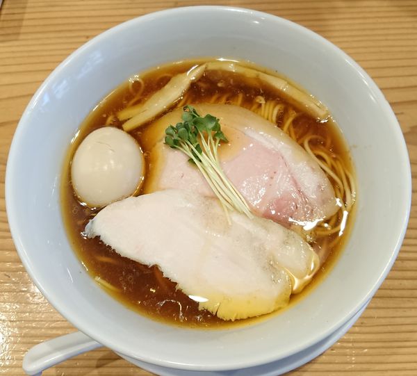 「醤油味玉らーめん」@麺屋鈴春の写真
