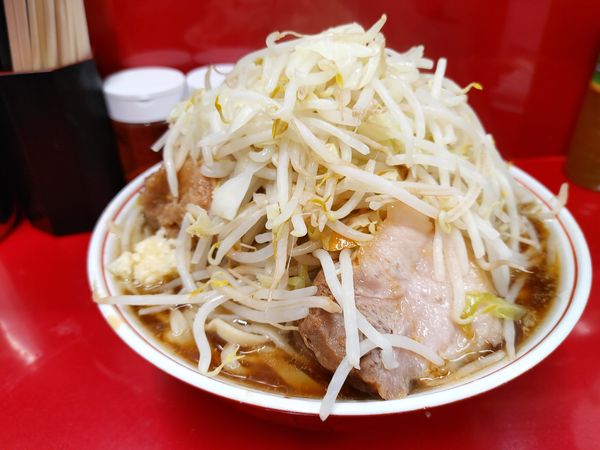 「大（ニンニク少しヤサイカラメ）￥８００」@ラーメン二郎 越谷店の写真
