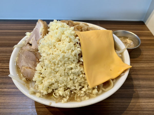 「ラーメン　麺マシ・豚マシ・チーズ」@夢を語れ 岐阜の写真