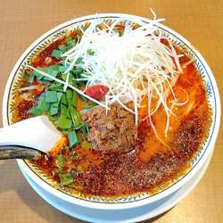 麻辣担々麺 780円＋税