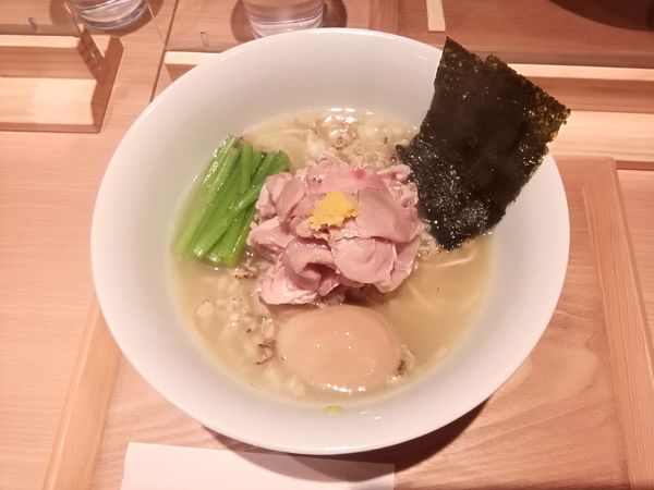 「麺魚　特製くえらーめん（提供価格：1,800円）」@ラーメンWalkerキッチンの写真