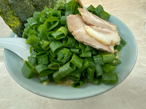 「青ネギラーメン並¥800」@ラーメン寺田家 戸塚店の写真