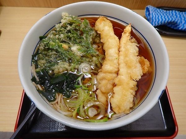 「【限定】春菊天・イカ天そば＋エビ天のせ」@名代 箱根そば 藤沢店の写真